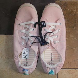 Time And Tru Memory Foam Canvas Sneakers NWT